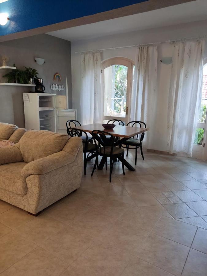 Holiday Home With Free Parking By The Beach Brela Exterior foto