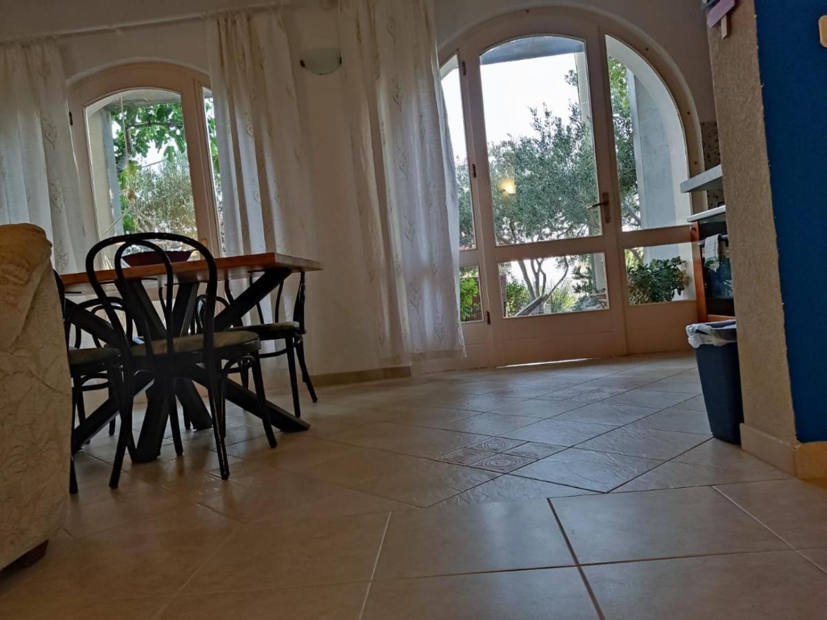 Holiday Home With Free Parking By The Beach Brela Exterior foto